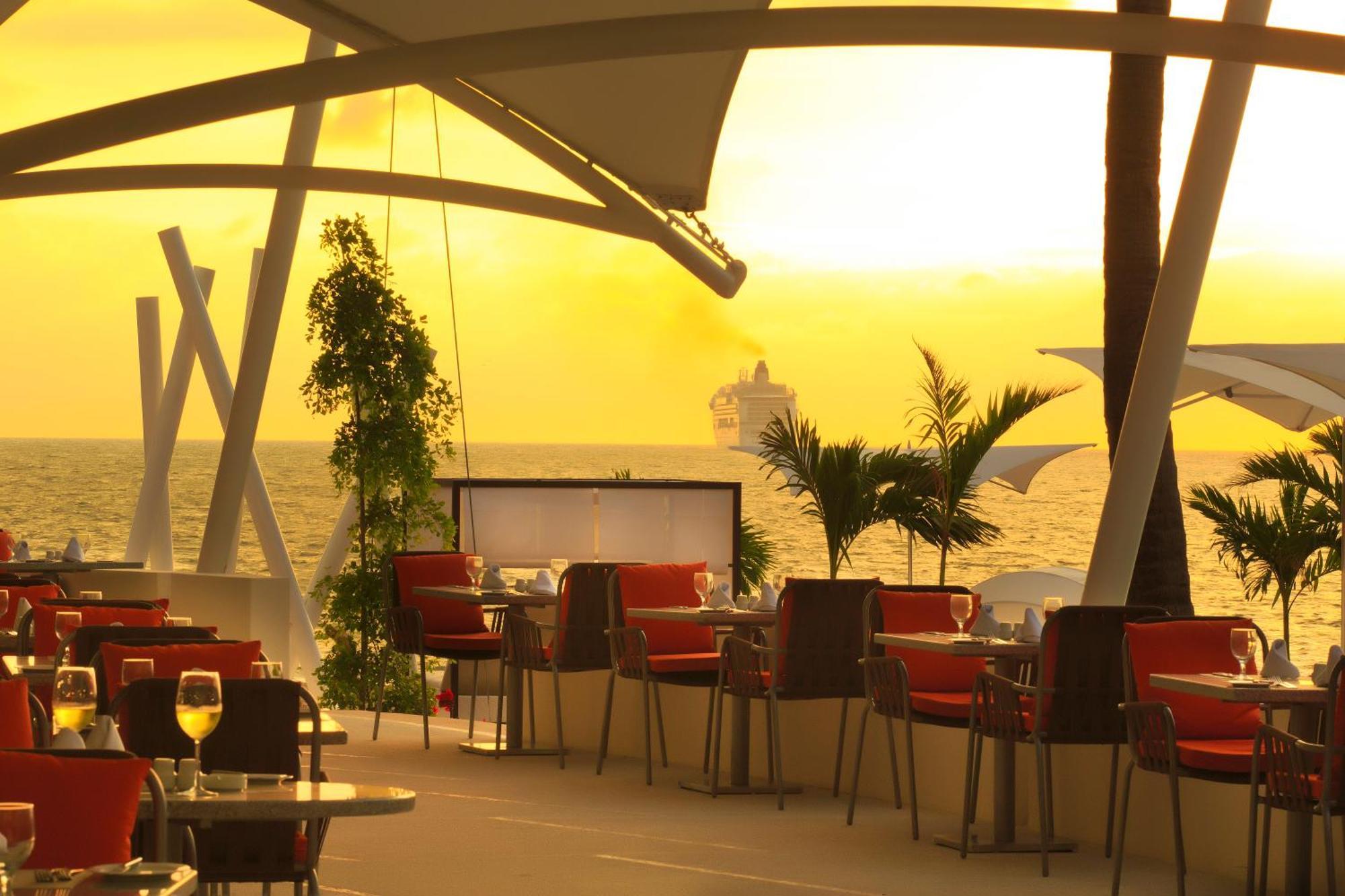 The Hacienda At Krystal Grand Puerto Vallarta (Adults Only) Екстериор снимка